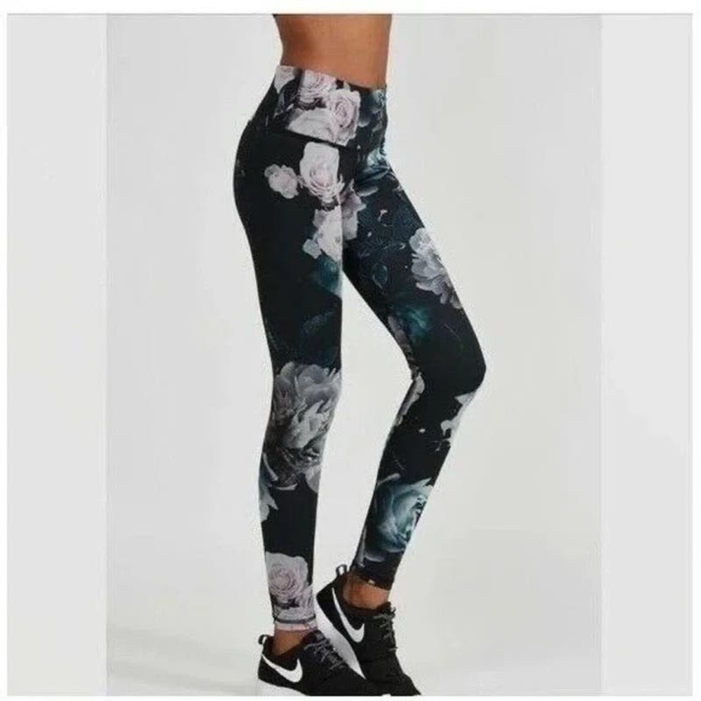 Noli Active Allure Floral Yoga‎ Leggings Size XS Black Pink Grey Rose Print